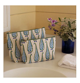 Home Bath & Body RockFlowerPaper Cypress Ocean Cosmetic Bags, Set .