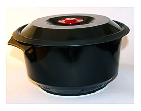 Large Plastic Pot Microwave Safe Instant Cooking Soup Bowl W Lid NWOT .